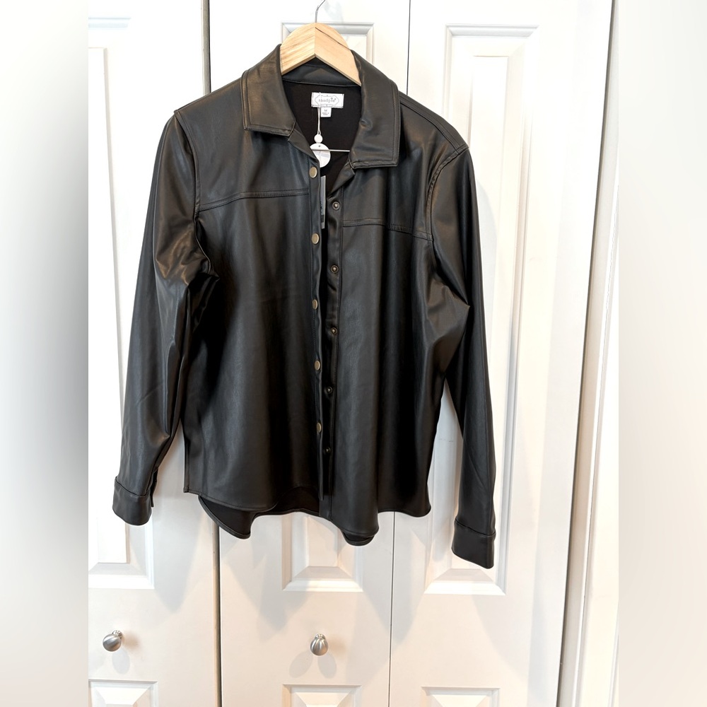 NWT - Mudpie Salem Vegan Leather Shacket.  Size Medium. - Picture 3 of 16